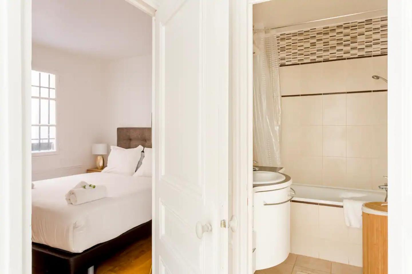 8P - 3Br Le Marais Spacious - Central - Historic Apt Paris Luaran gambar